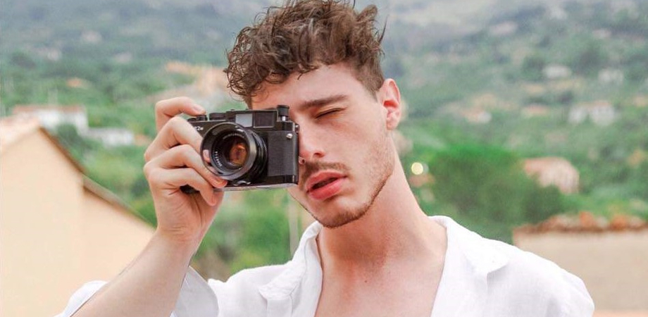 Da Caltanissetta in Cina, studente nisseno espone un cortometraggio dedicato ad un seme di fagiolo durante il suo sviluppo - SeguoNews