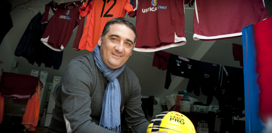Il tecnico gelese Roberto Boscaglia allenerà il Palermo, si attende la risoluzione del contratto con l'Entella