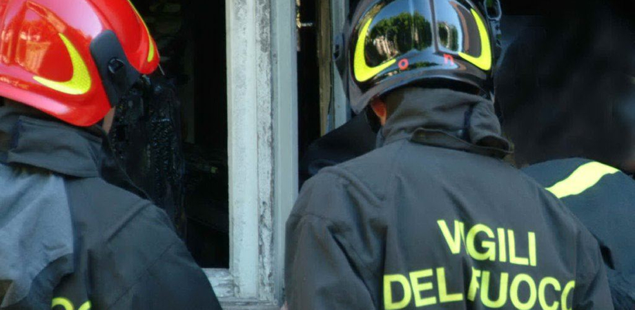 Concorsi truccati in Sicilia per entrare in polizia e nei vigili del fuoco: 14 misure cautelari 