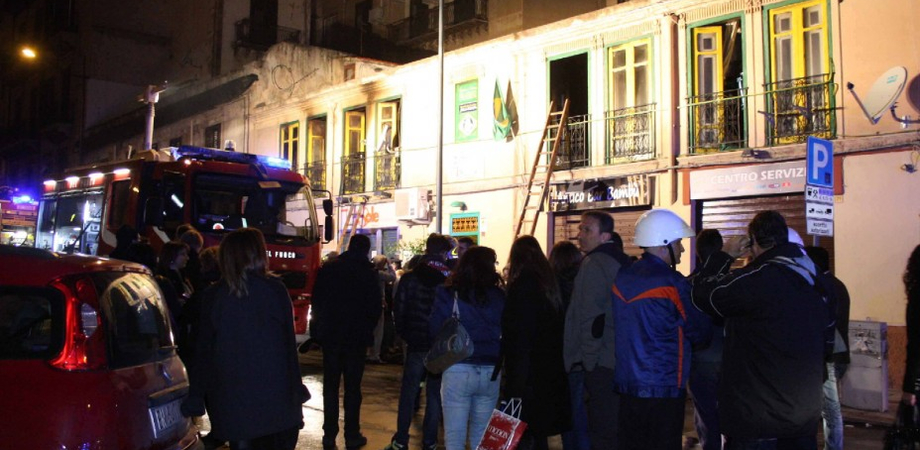 Incendio in club privato di Palermo: una decina restano intossicati