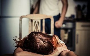 https://www.seguonews.it/giornata-contro-la-violenza-sulle-donne-nel-2022-sono-state-1522-le-chiamate-al-numero-antiviolenza