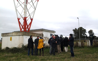 https://www.seguonews.it/antenna-rai-visita-live-di-giunta-e-consiglieri-comunali-si-decide-sulle-modalita-di-acquisto-le-foto