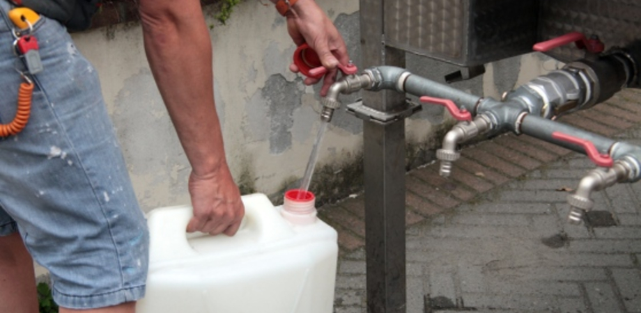 Gela, nuova emergenza idrica: diversi quartieri sono senz'acqua per un guasto