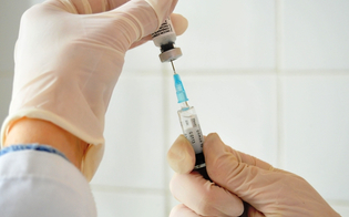 https://www.seguonews.it/campagna-vaccinale-anticovid-via-libera-in-sicilia-a-dose-booster-per-bambini-da-5-a-11-anni