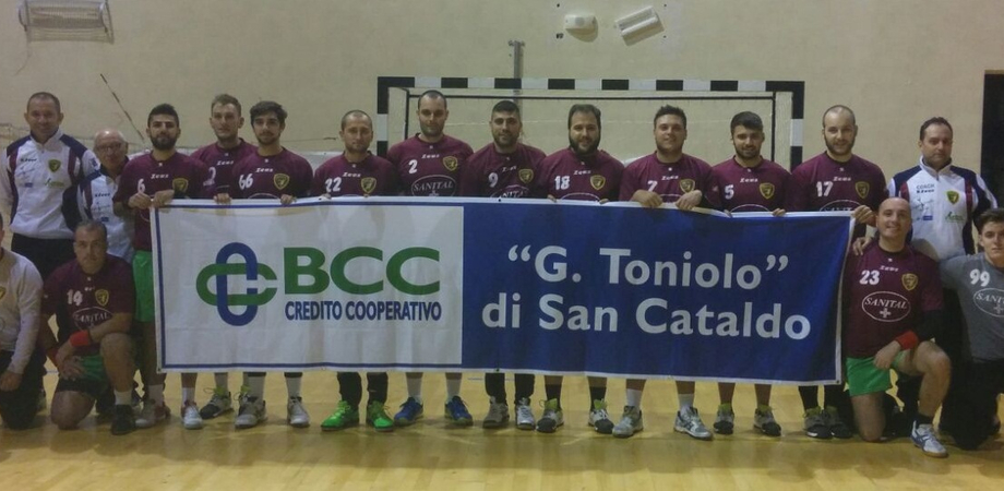 Pallamano, amara sconfitta interna per la Handball San Cataldo che resta ultima in classifica