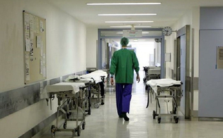 https://www.seguonews.it/paziente-muore-in-ospedale-e-i-parenti-aggrediscono-i-radiologi-come-e-morto-lui-ora-dovete-morire-voi
