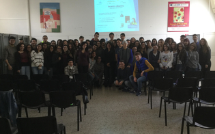 https://www.seguonews.it/caltanissetta-al-liceo-volta-gli-studenti-incontrano-la-prof-pisanty