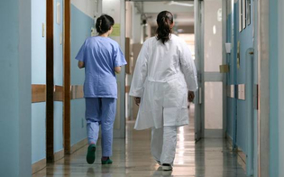 https://www.seguonews.it/coronavirus-e-variante-delta-la-cisl-allasp-di-caltanissetta-personale-sanitario-va-sottoposto-a-tampone