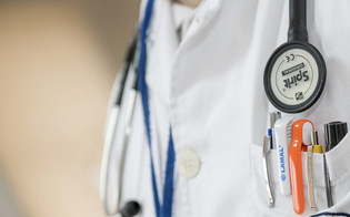 https://www.seguonews.it/medici-e-social-raccomandazioni-dal-gruppo-di-lavoro-dellordine-nazionale-cautela-nellamicizia-con-i-pazienti