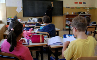 https://www.seguonews.it/scuola-via-libera-a-due-concorsi-per-il-reclutamento-di-50-mila-insegnanti-lannuncio-della-ministra