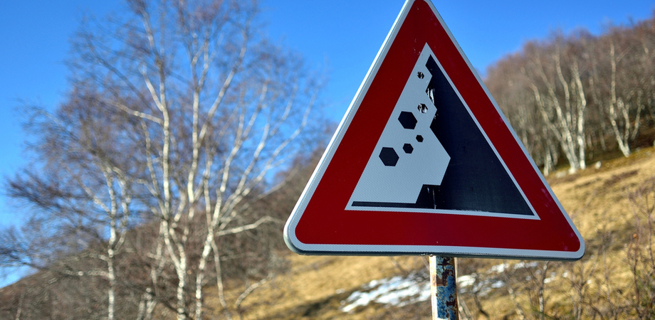Pericolo Caduta Massi Chiuso Provvisoriamente Un Tratto Tra Sommatino E Ravanusa Seguo News