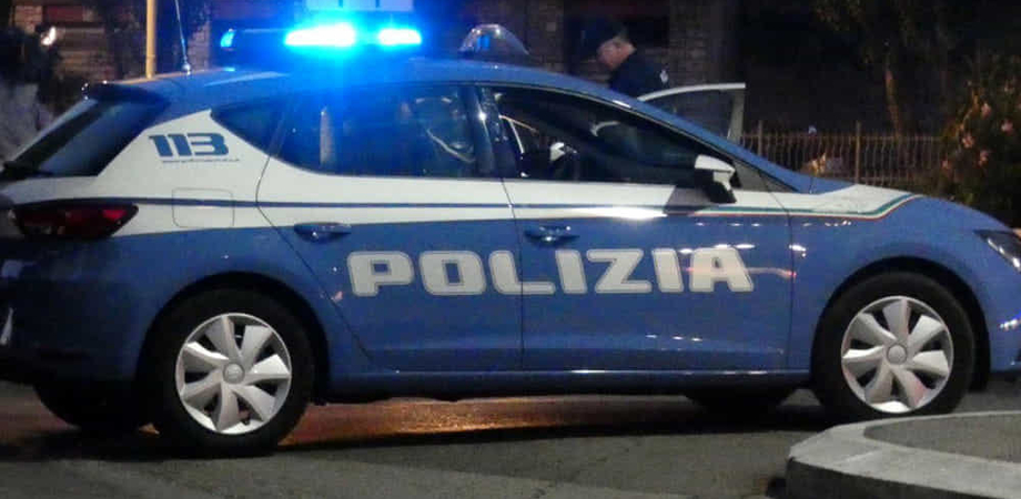 A Gela lite tra un centinaio di giovani finisce a colpi di casco e bastoni: emessi sette "Daspo Willy"