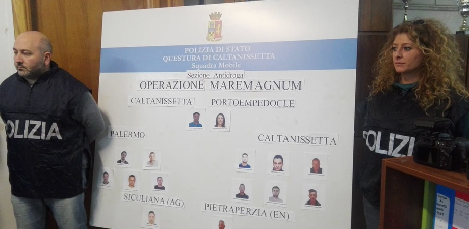 "Mare magnum", blitz antidroga a Caltanissetta: 17 imputati alla sbarra. Uno degli indagati lascia il carcere 