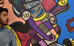 https://www.seguonews.it/caltanissetta-live-painting-del-pittastorie-nisseno-lorenzo-ciulla-confronto-fra-artisti-e-pubblico