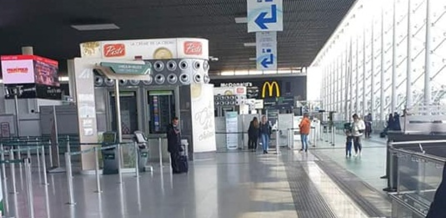 Coronavirus, altri voli sospesi: chiuso un terminal dell'aeroporto di Catania