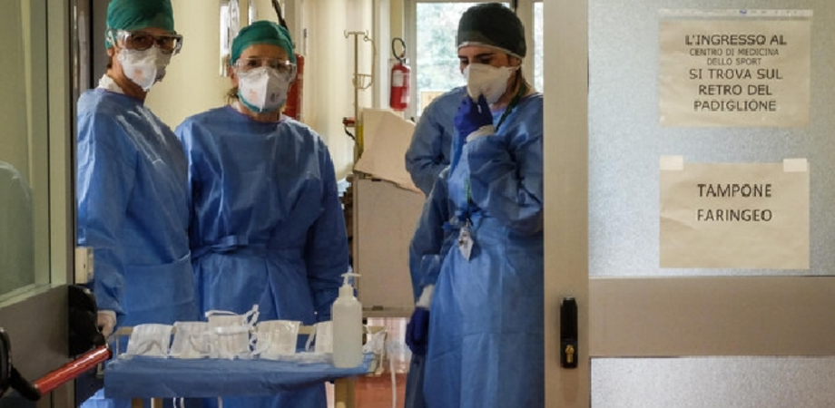 Coronavirus: in Sicilia oltre 1.100 nuovi casi per il secondo giorno consecutivo, 32 ricoveri e 13 decessi