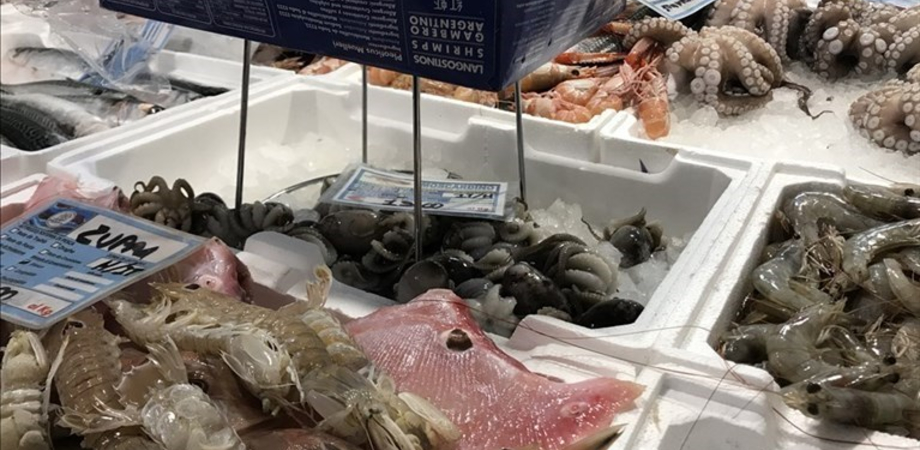 Da Agrigento a Serradifalco per vendere il pesce: due ambulanti denunciati dai carabinieri