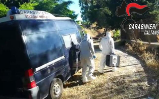 https://www.seguonews.it/caltanissetta-e-giallo-sul-duplice-omicidio-di-due-fratelli-uno-massacrato-a-pietrate-laltro-dato-alle-fiamme