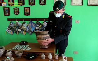 https://www.seguonews.it/a-gela-noto-medico-trovato-in-possesso-di-64-reperti-archeologici-denunciato