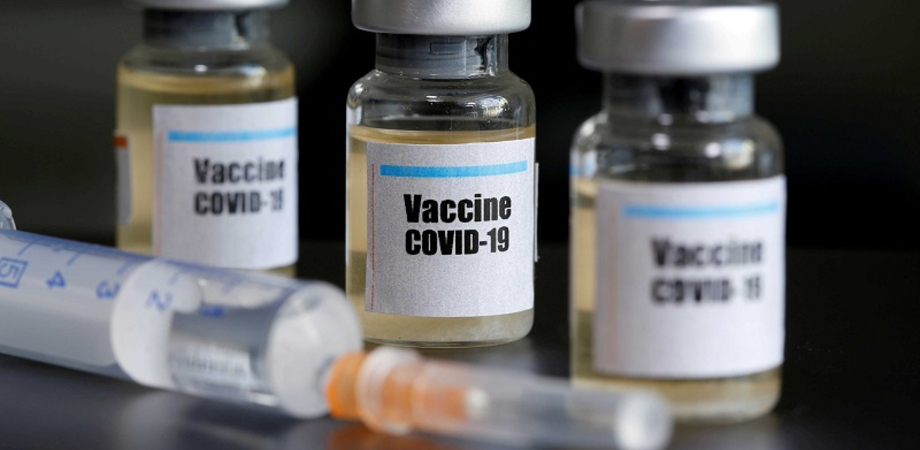 Vaccino anti-Covid, prenotazioni on line: attivo a Caltanissetta un servizio per aiutare gli anziani 