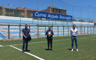https://www.seguonews.it/a-gela-riapre-lo-stadio-vincenzo-presti-potra-ricevere-fino-a-3317-persone