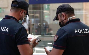 https://www.seguonews.it/controlli-della-polizia-a-caltanissetta-gruppi-no-vax-elencano-attivita-no-green-pass-ma-erano-tutte-regolari