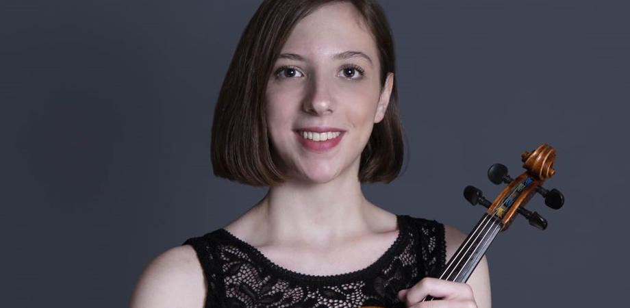 Giovane violinista nissena vola a Dubai, prenderà parte ad un concerto per le manifestazioni dell'Expo