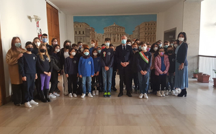 https://www.seguonews.it/gela-il-sindaco-incontra-la-baby-giunta-ecco-le-richieste-dei-piccoli-allamministrazione
