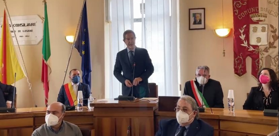 Musumeci in visita istituzionale al Comune di Riesi: "Fare rete tra cittadini e istituzioni"