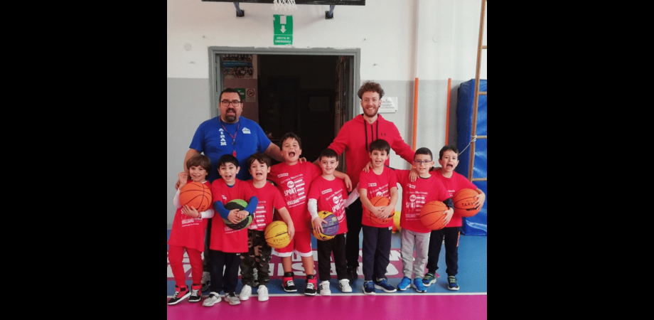 Nasce l'associazione sportiva Icaro, a Santa Caterina Villarmosa torna il basket dopo più di 20 anni