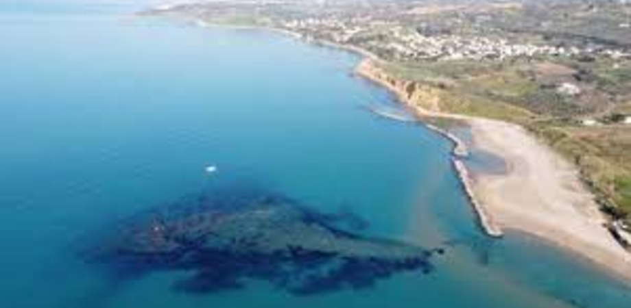 Bassa marea in Sicilia, riaffiora dopo 200 anni l'isolotto di San Giorgio