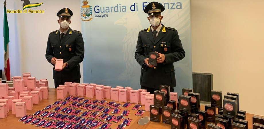 Guardia di Finanza Palermo: sequestrati oltre 114mila prodotti cosmetici e per la cura della persona