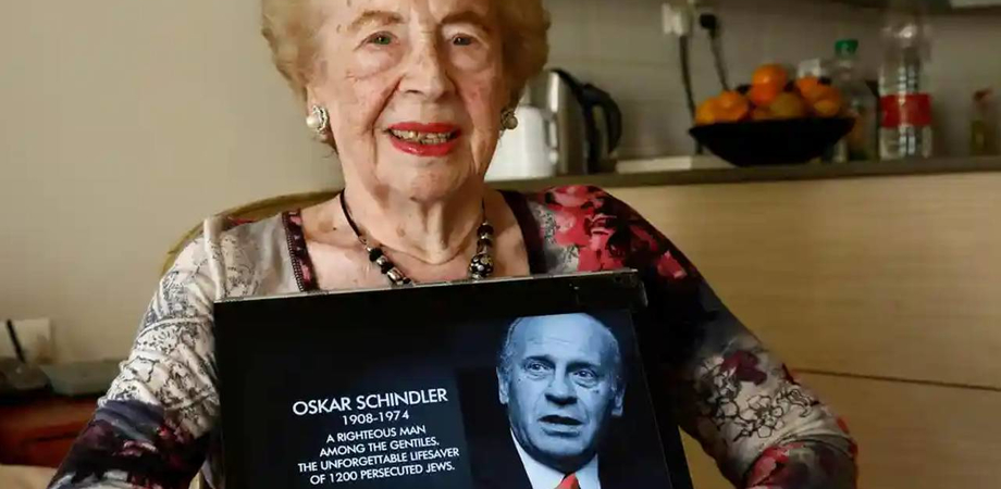 E' morta a 107 anni la segretaria di Oskar Schindler: lo aiutò a redigere la lista degli ebrei da salvare
