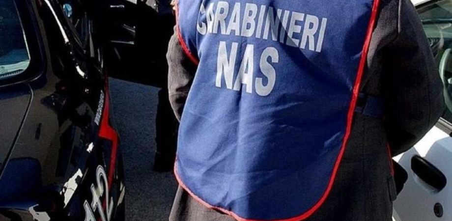 Centinaia di chilogrammi di prodotti alimentari sequestrati dai Nas in diverse parti della Sicilia