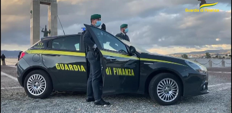 Guardia di Finanza Reggio Calabria: eseguite 10 misure di custodia cautelare per associazione per delinquere