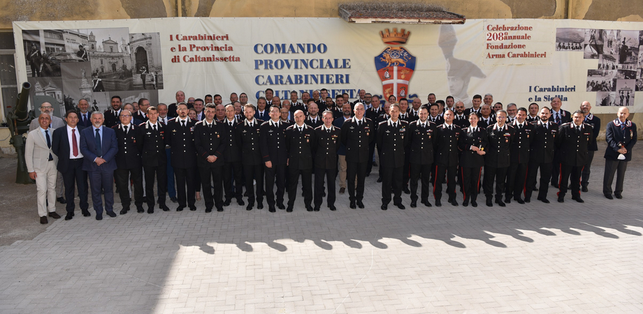 Caltanissetta, il generale di Corpo d'Armata Riccardo Galletta in visita al comando provinciale dei carabinieri
