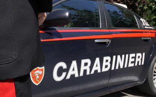 https://www.seguonews.it/gela-spara-ai-due-cani-corso-della-ex-e-poi-tenta-di-colpire-la-cugina-22enne-arrestato-dai-carabinieri