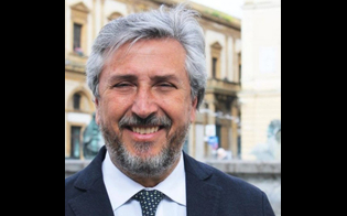 https://www.seguonews.it/caltanissetta-gambino-su-paolo-belli-lo-apprezziamo-e-dimostreremo-la-nostra-ospitalita