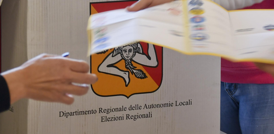 Elezioni regionali, alle 19 l'affluenza in provincia di Caltanissetta è del 35,27%