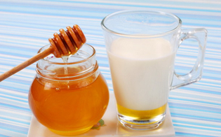 https://www.seguonews.it/pelle-di-porcellana-ecco-come-creare-un-trattamento-fai-da-te-con-latte-e-miele