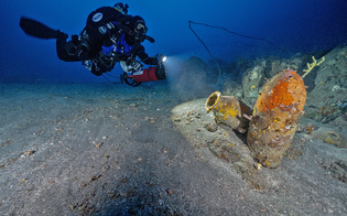 https://www.seguonews.it/pantelleria-individuato-a-130-metri-di-profondita-un-sito-subacqueo-con-oltre-300-anfore-di-epoca-punica