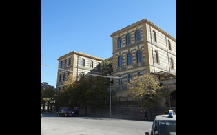 https://www.seguonews.it/caltanissetta-la-segreteria-universitaria-e-gli-uffici-dei-servizi-sociali-trasferiti-in-viale-regina-margherita