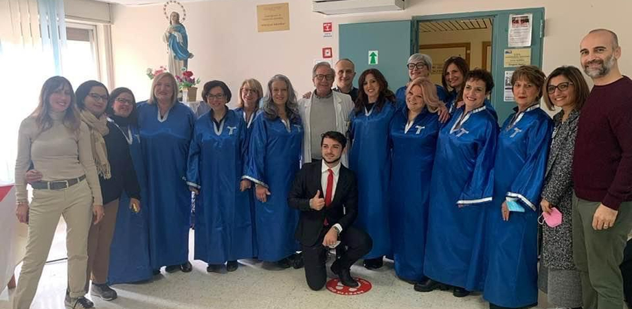 Natale all'Hospice di San Cataldo: il Joy's Chorus si esibisce per allietare pazienti, familiari e personale